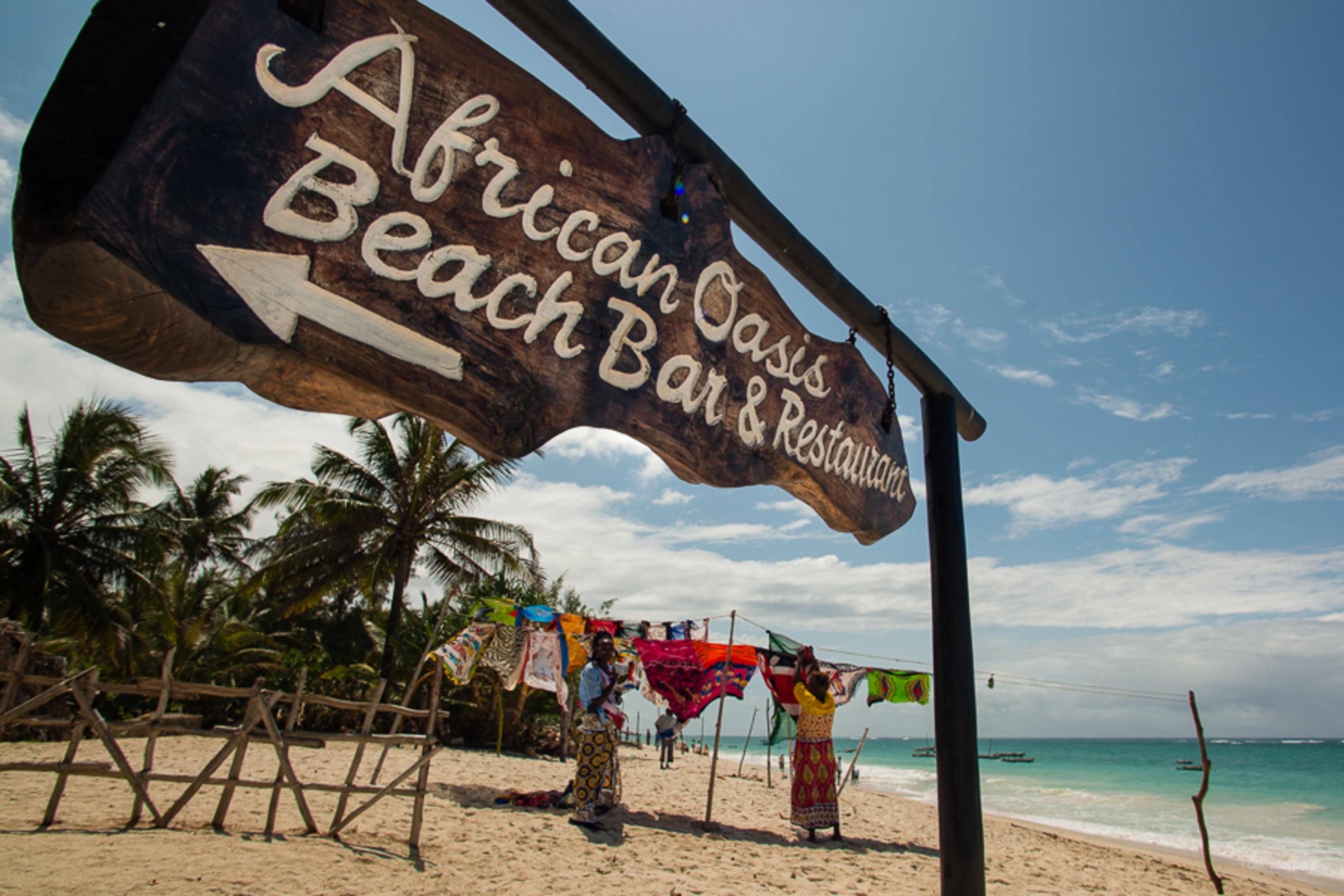 Bahari Dhow Beach Villas Diani Beach Eksteriør billede