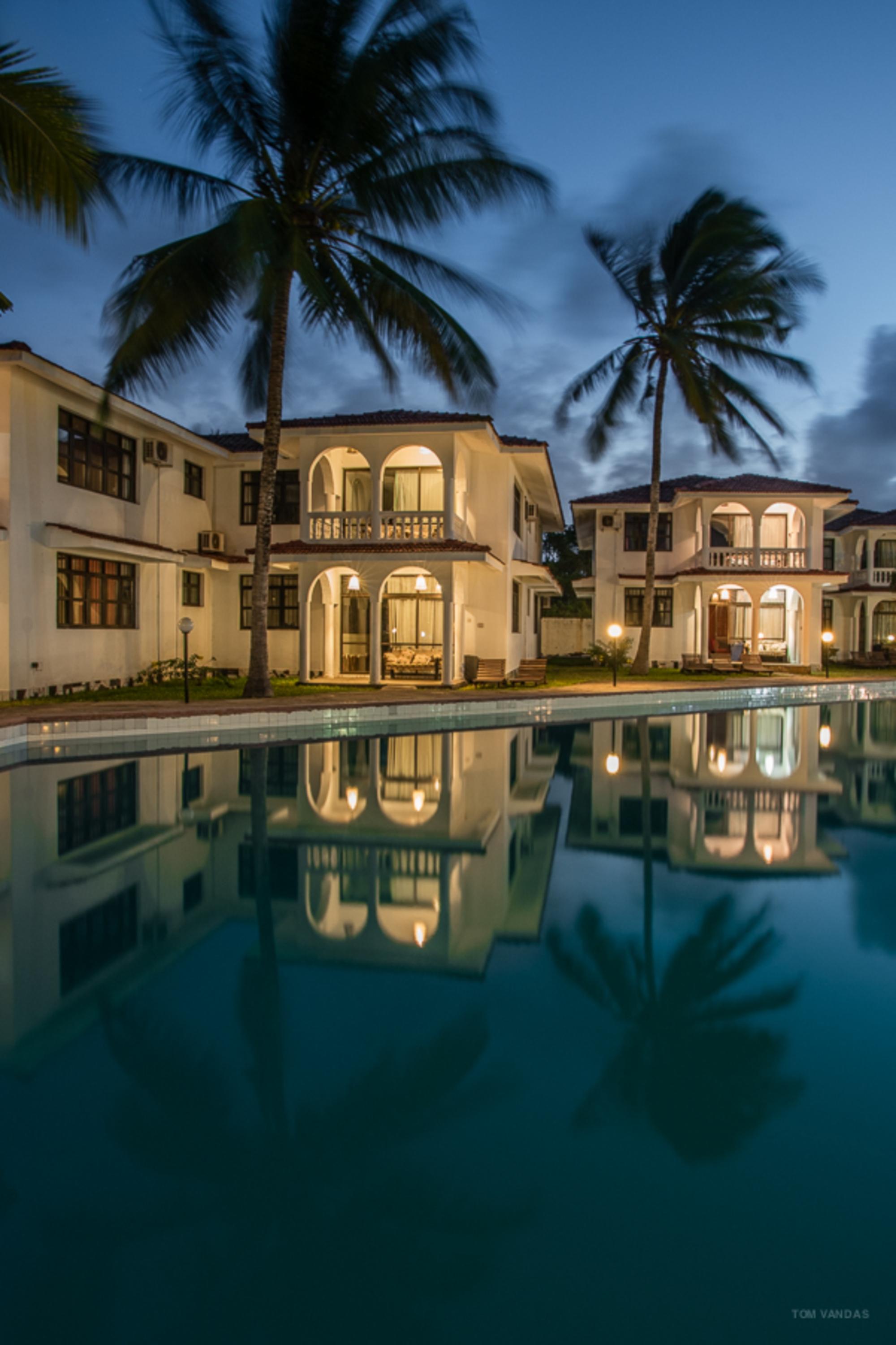 Bahari Dhow Beach Villas Diani Beach Eksteriør billede