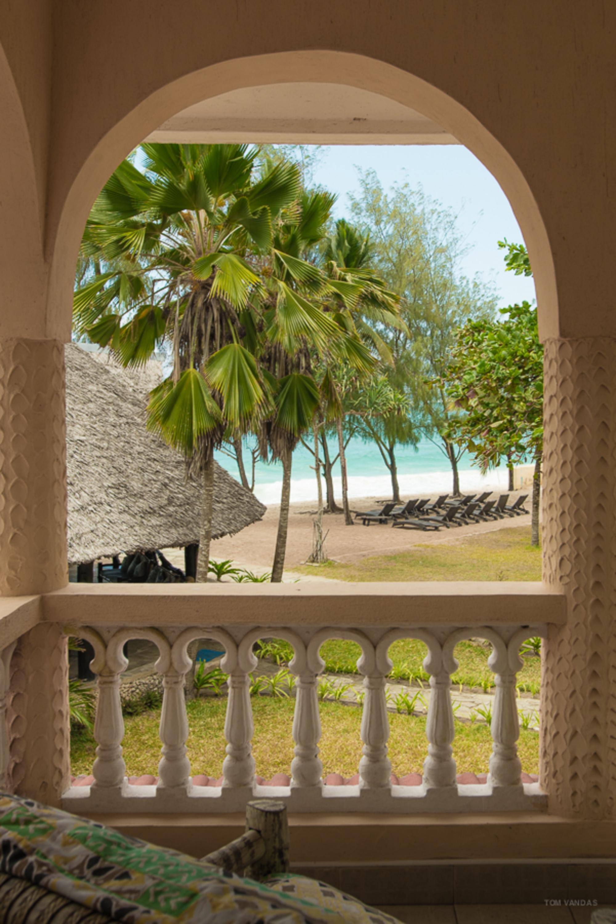 Bahari Dhow Beach Villas Diani Beach Eksteriør billede